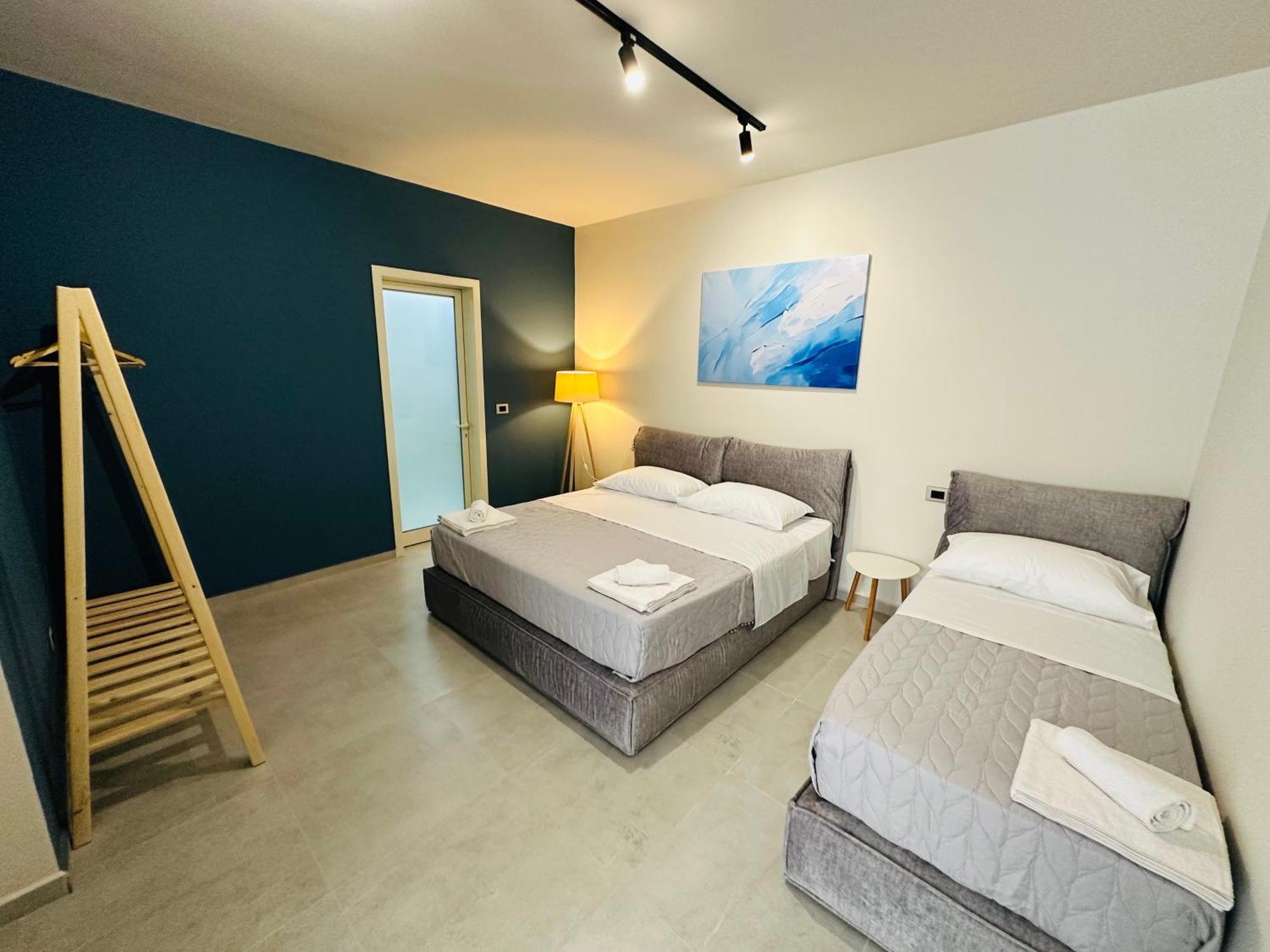 Stay-Five Rooms & Apartments Shkoder Exterior photo