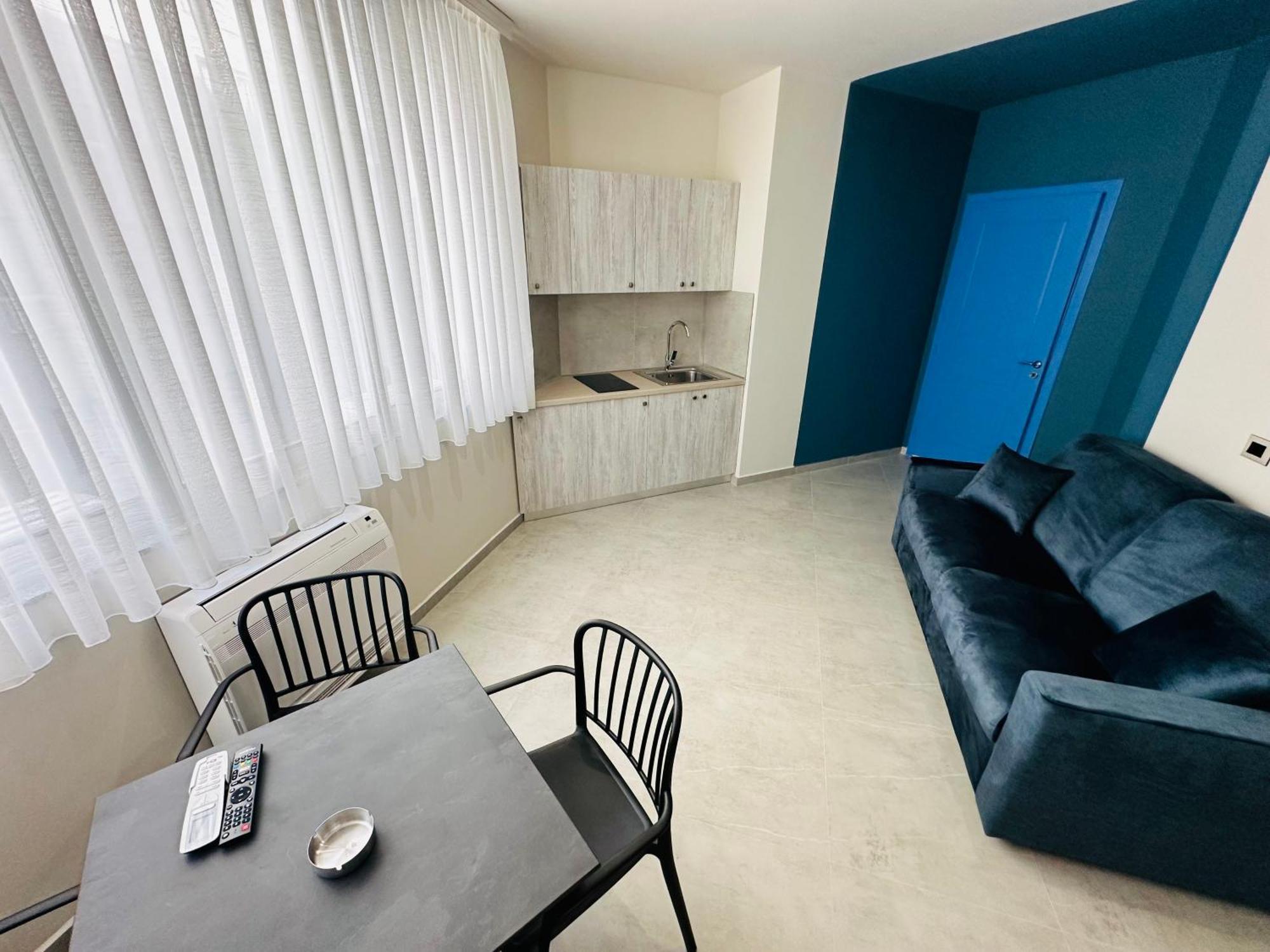 Stay-Five Rooms & Apartments Shkoder Exterior photo